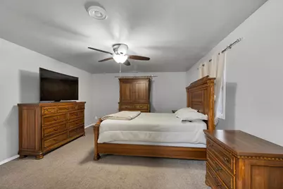 436 E Briar Lane, Green Bay, WI 54301 - Photo 34