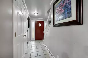 436 E Briar Ln, Green Bay, WI 54301 - Photo 2