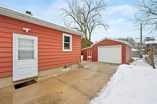 915 Colonial Ave, Green Bay, WI 54304 - Photo 46