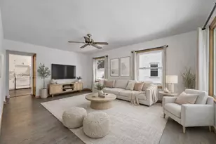 915 Colonial Ave, Green Bay, WI 54304 - Photo 2