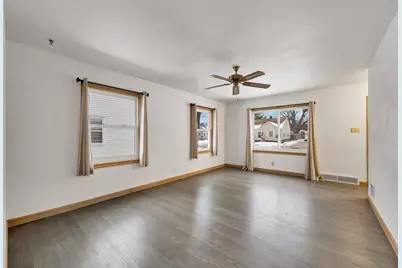 915 Colonial Avenue, Green Bay, WI 54304 - Photo 4
