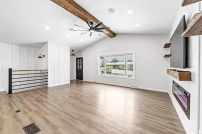 1091 Circle Drive, Green Bay, WI 54313 - Photo 4