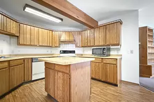 N1417 Oak Park Dr, Menominee, MI 49858 - Photo 24