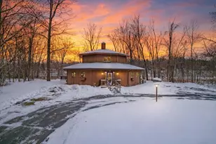 N1417 Oak Park Dr, Menominee, MI 49858 - Photo 1