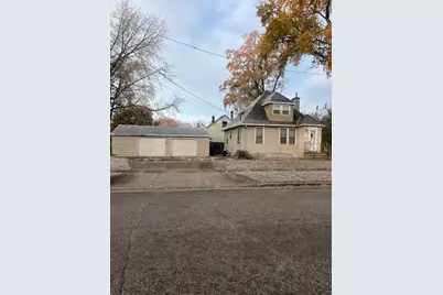 2401 S Jackson Street, Appleton, WI 54915 - Photo 1