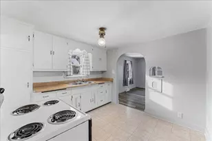 1641 Preble Ave, Green Bay, WI 54302 - Photo 10