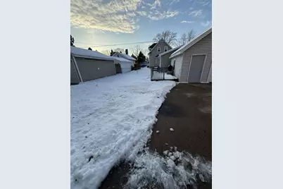 1313 Wisconsin Street, Oshkosh, WI 54901 - Photo 40