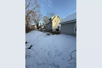 1313 Wisconsin Street, Oshkosh, WI 54901 - Photo 38