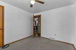 3439 N Story St, Appleton, WI 54914 - Photo 14