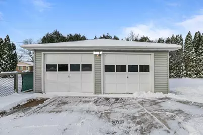 3439 N Story Street, Appleton, WI 54914 - Photo 2