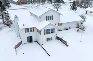 6220 Maribel Rd, Denmark, WI 54208 - Photo 8