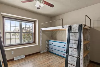 2041 Foxland Street, Kaukauna, WI 54130 - Photo 18