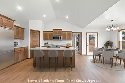 1711 Betty Jean Lane, Green Bay, WI 54313 - Photo 10