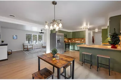 2131 Doran Street, Oconto, WI 54153 - Photo 2