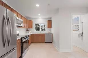 611 E Pacific St, Appleton, WI 54911 - Photo 6