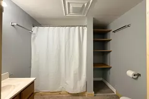 843 Bismarck Ave, Oshkosh, WI 54902 - Photo 8