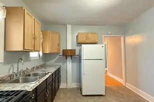 843 Bismarck Ave, Oshkosh, WI 54902 - Photo 6