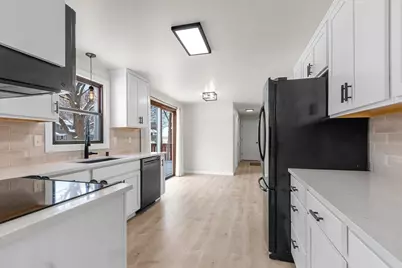 544 Somerset Drive, Green Bay, WI 54301 - Photo 18