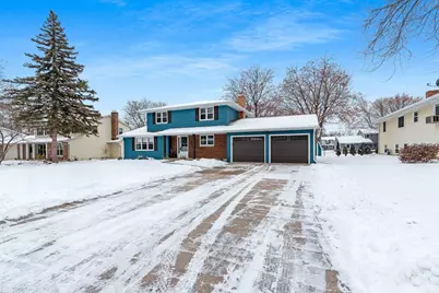 544 Somerset Drive, Green Bay, WI 54301 - Photo 4