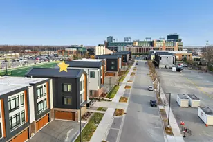 1144 Brookwood Dr, Green Bay, WI 54304 - Photo 2