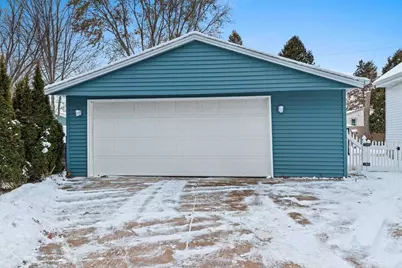 636 E St Joseph Street, Green Bay, WI 54301 - Photo 40