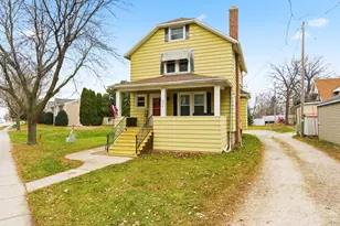 609 W Scott St, Fond du Lac, WI 54937 - Photo 1