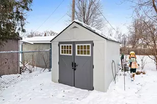 335 Conover Dr, Green Bay, WI 54303 - Photo 38