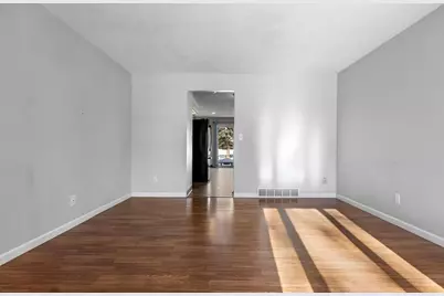 1424 W Weiland Lane, Appleton, WI 54914 - Photo 2