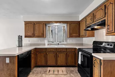 1424 W Weiland Lane, Appleton, WI 54914 - Photo 6