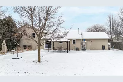 1249 Fieldview Drive, Menasha, WI 54952 - Photo 6