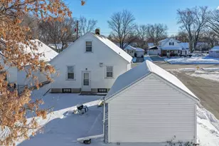 1202 12th Ave, Green Bay, WI 54304 - Photo 12