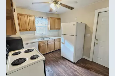 1317 Hazel Street, Oshkosh, WI 54901 - Photo 10