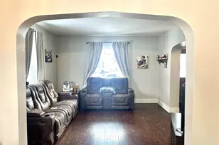 306 N Hubbard St, Horicon, WI 53032 - Photo 6