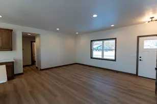 1241 W Thorn Crk Dr, Hilbert, WI 54129 - Photo 4