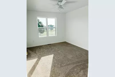 250 N Bell Street, Fond du Lac, WI 54935 - Photo 18