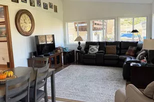 1430 W 9th Ave, Oshkosh, WI 54902 - Photo 8