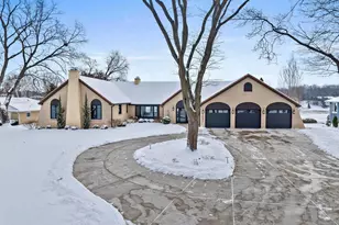 2045 Lost Dauphin Rd, De Pere, WI 54115 - Photo 80