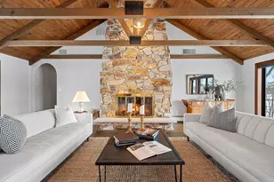 2045 Lost Dauphin Rd, De Pere, WI 54115 - Photo 26