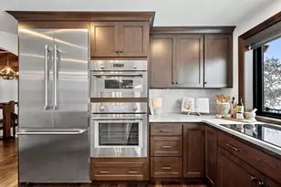 2045 Lost Dauphin Rd, De Pere, WI 54115 - Photo 12