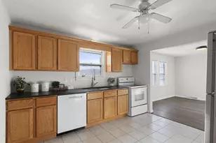 1844 11th Ave, Green Bay, WI 54304 - Photo 8