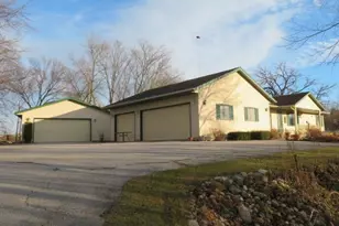 N8569 Ridge Creek Rd, Elkhart Lake, WI 53020 - Photo 6