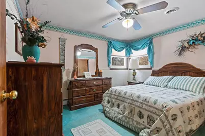 2025 Orrie Lane, Green Bay, WI 54304 - Photo 12