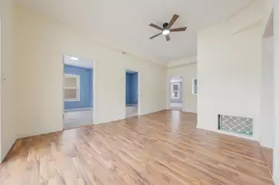 161 S Johnson St, Berlin, WI 54923 - Photo 8