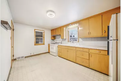 461 Oaklawn Avenue, Green Bay, WI 54304 - Photo 10