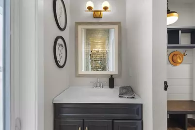 1725 Red Oak Street, Green Bay, WI 54313 - Photo 34