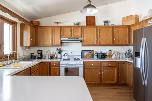 3200 S Huckleberry Ln, Appleton, WI 54915 - Photo 6