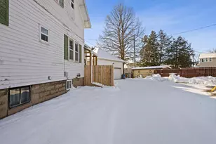 220 Fond du Lac Ave, Fond du Lac, WI 54935 - Photo 32