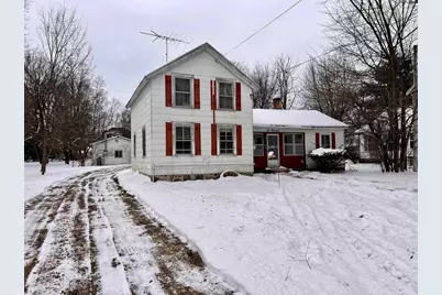600 Royalton Street, Waupaca, WI 54981 - Photo 2