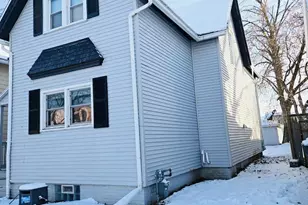 1135 Logan Ave, Sheboygan, WI 53083 - Photo 2