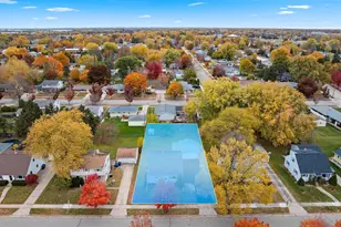 1322 W 5th Ave, Oshkosh, WI 54902 - Photo 10